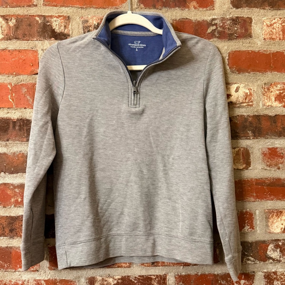T18 - Vineyard Vines Gray Zip-Up Sweater